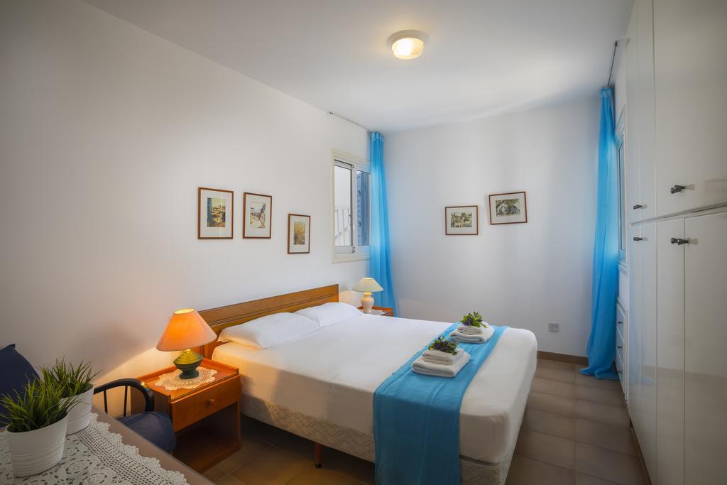 Protaras Beachfront Sirina Lina Suite Paralimni Buitenkant foto